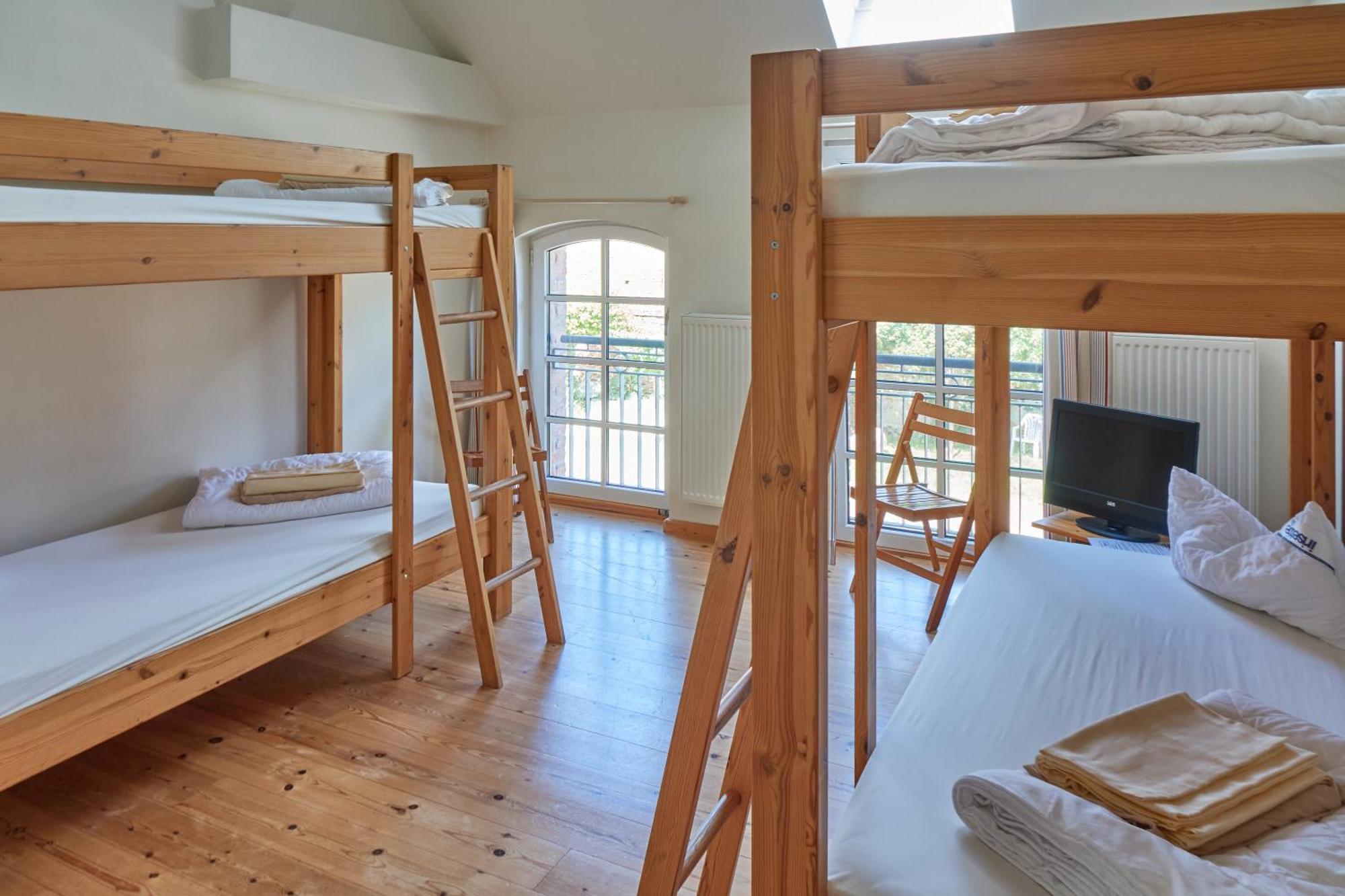 Hof Maerkische Heide Hostel Brandenburg  ภายนอก รูปภาพ
