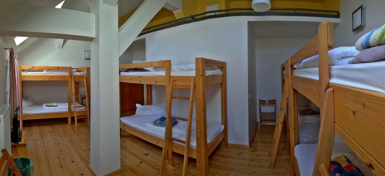 Hof Maerkische Heide Hostel Brandenburg  ภายนอก รูปภาพ